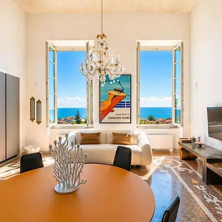 Le Bijou - Sea View, Garage, 8-min Walk To